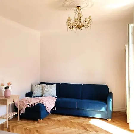 Apartment Beautiful 2 In The City Centre *