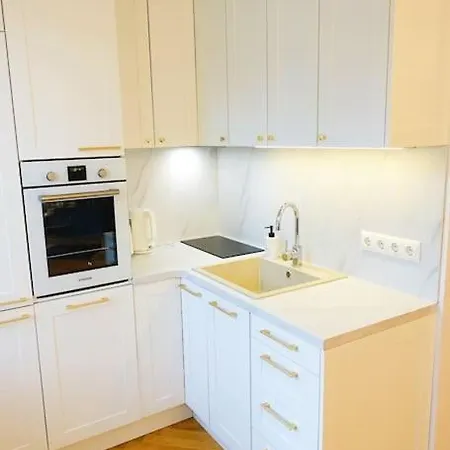 Beautiful 2 In The City Centre Apartment *